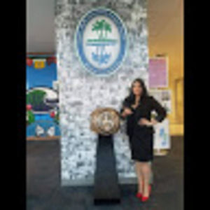 Meet your Posher, Esna